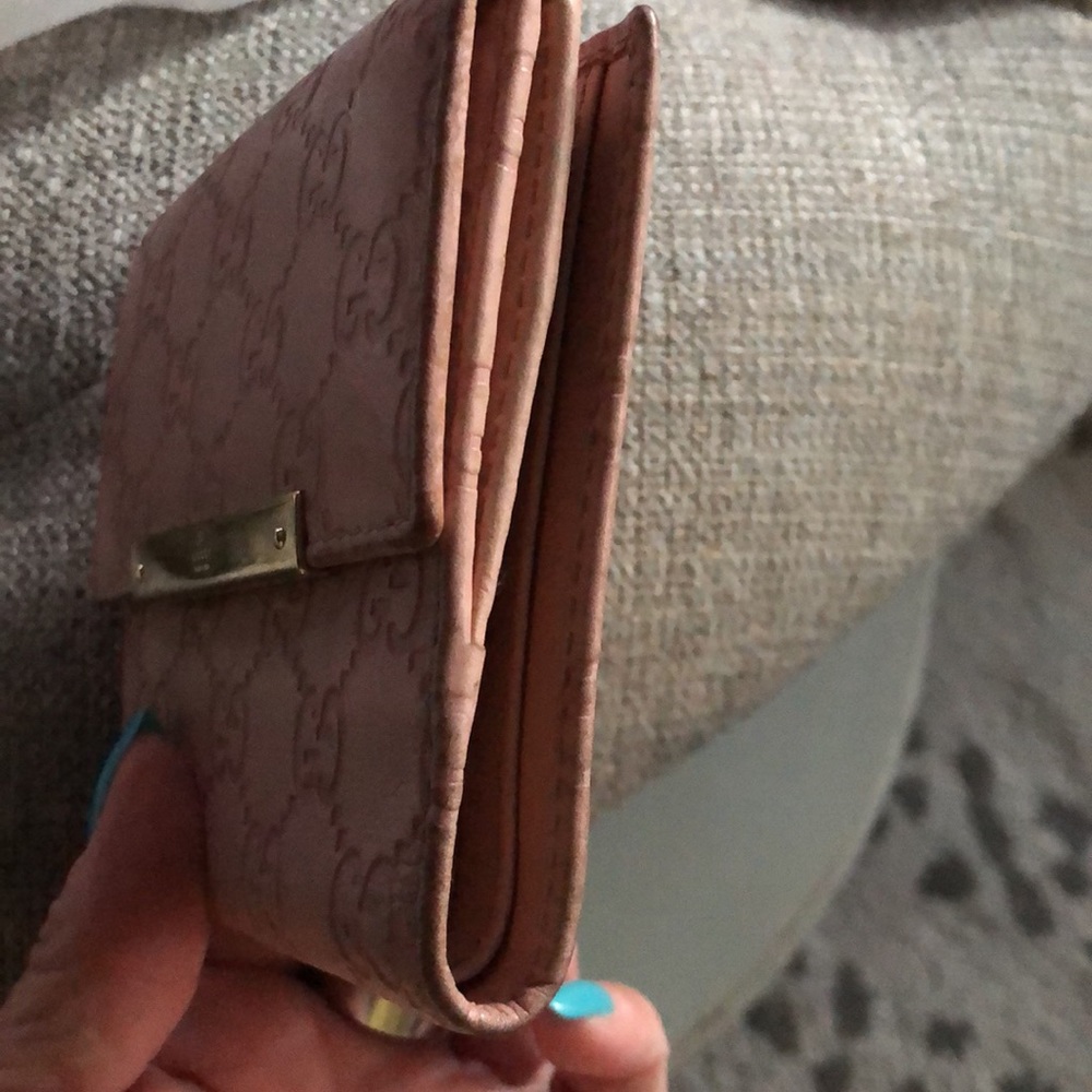 Authentic Gucci Tri-fold wallet - Picture 10 of 12